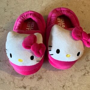 Hello Kitty Fuchsia and White Kids Slippers